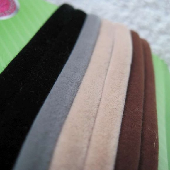 Goody Velvet Secure Elastic Hair Band Ponytailers - Picture 4 of 8